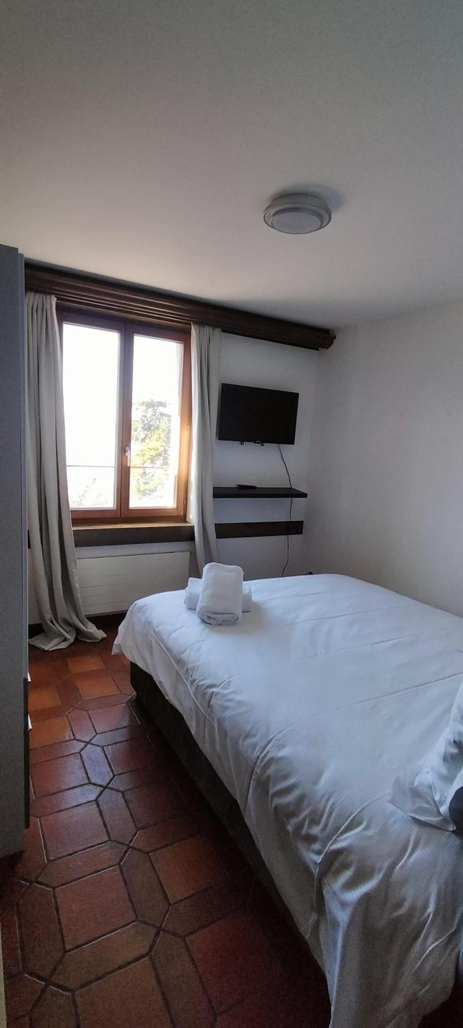 Aparthotel Castle View Veytaux Exterior foto